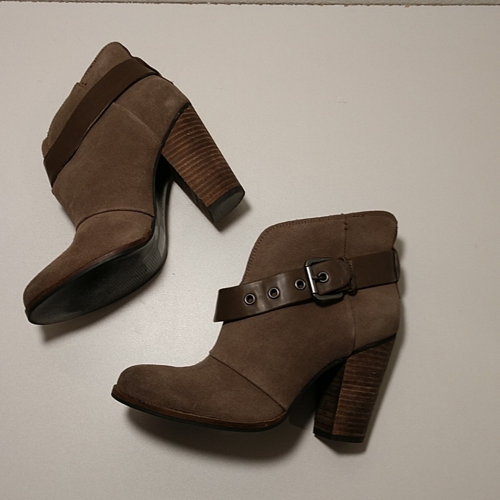 BCBG bootie
